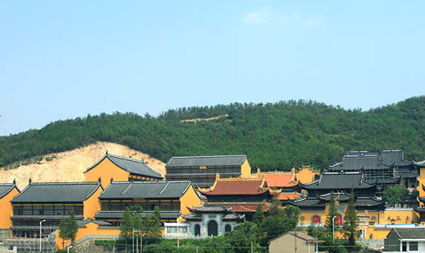 古建筑設(shè)計(jì)與現(xiàn)代布局理念的碰撞，傳承與創(chuàng)新的對(duì)話(huà)